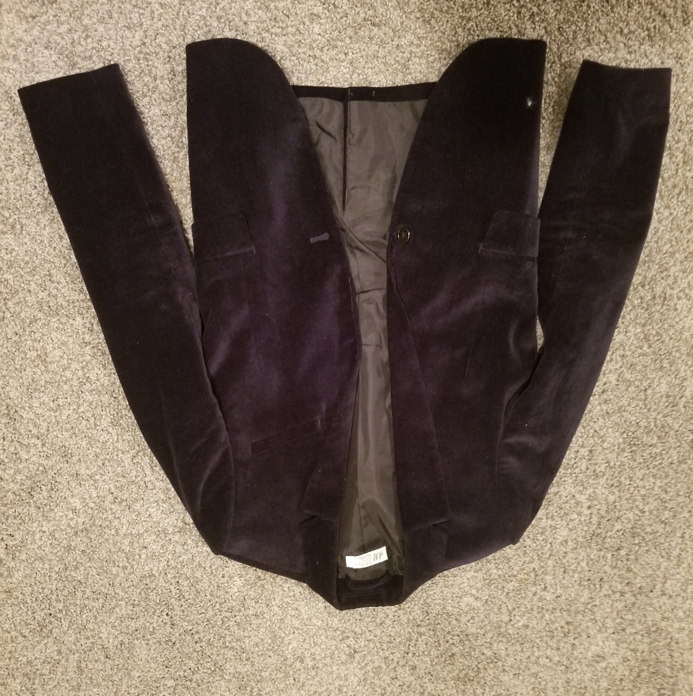 Suit